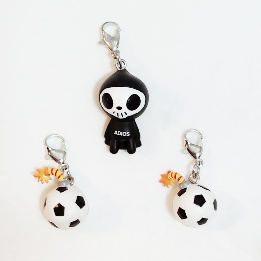 SOLD - Tokidoki Frenzies Soccer Bomb Adios